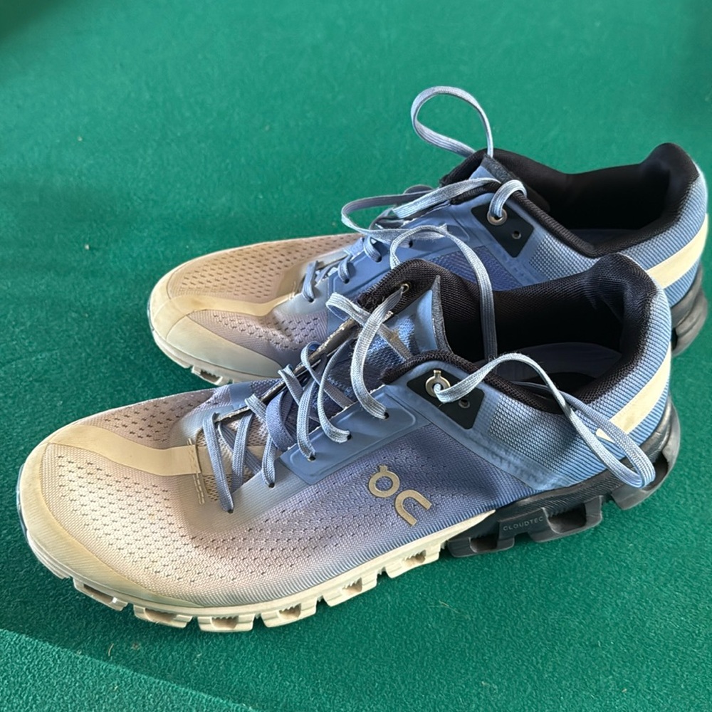 On Cloud 10.5 women